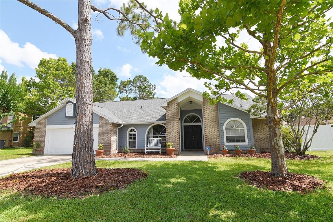 1008 E Riviera Blvd., Oviedo, FL 32765