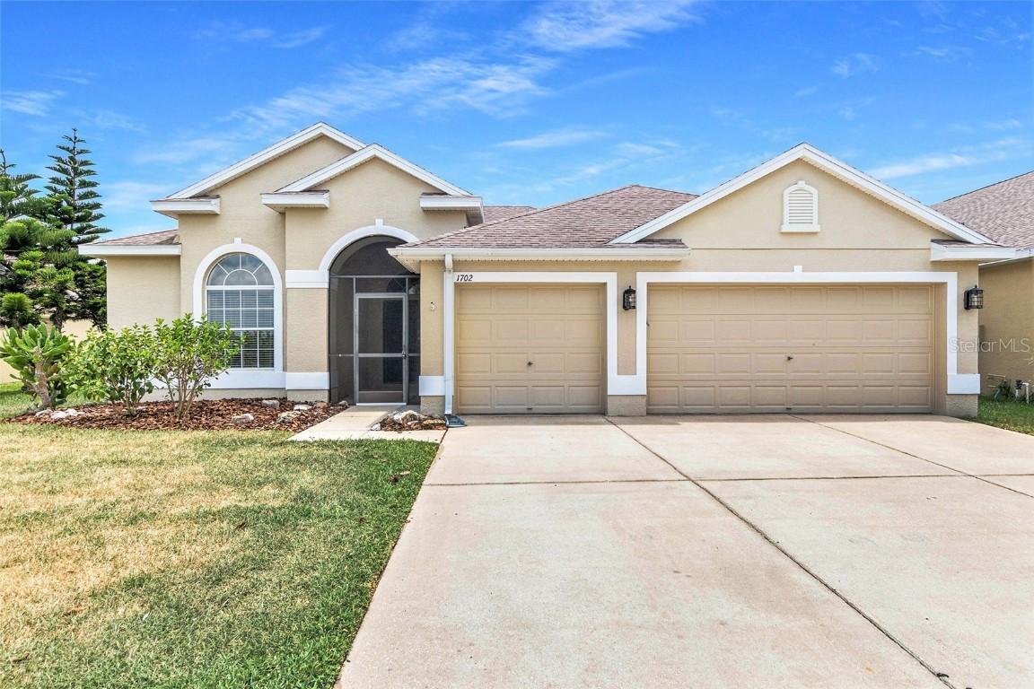 1702 Mira Lago Cir., Ruskin, FL 33570