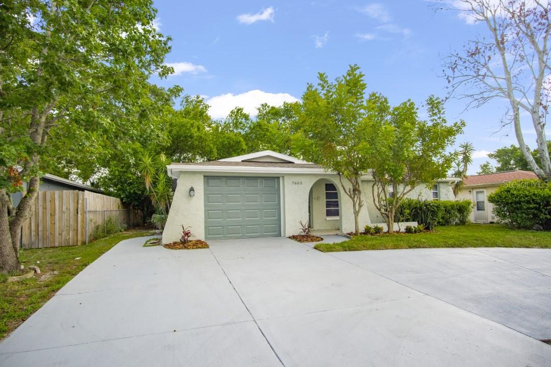 7605 Embassy Blvd., Port Richey, FL 34668
