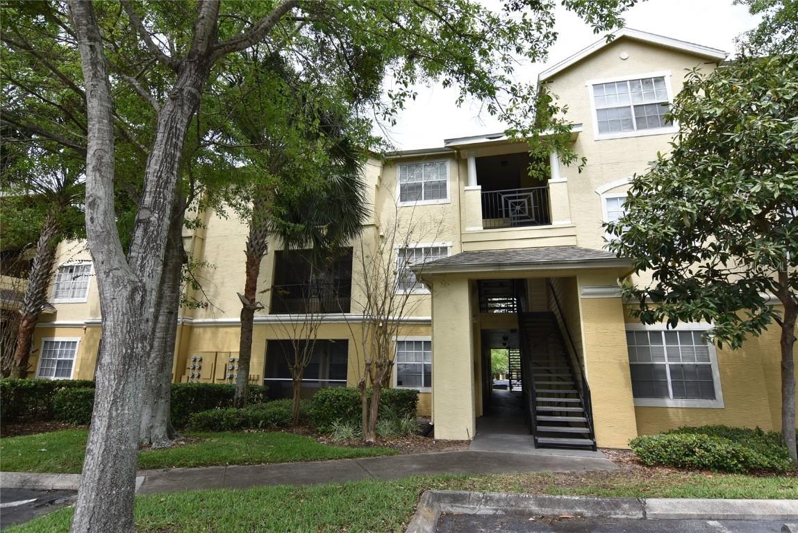 2652 Robert Trent Jones Dr. #525, Orlando, FL 32835