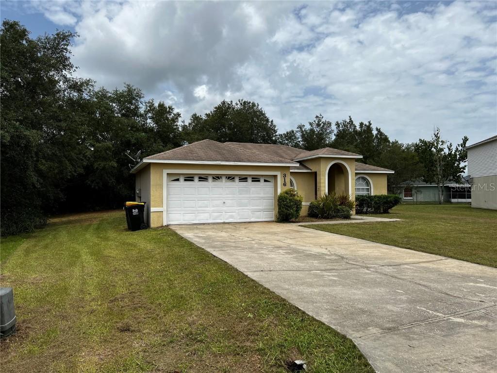 316 Dogfish Ct., Kissimmee, FL 34759