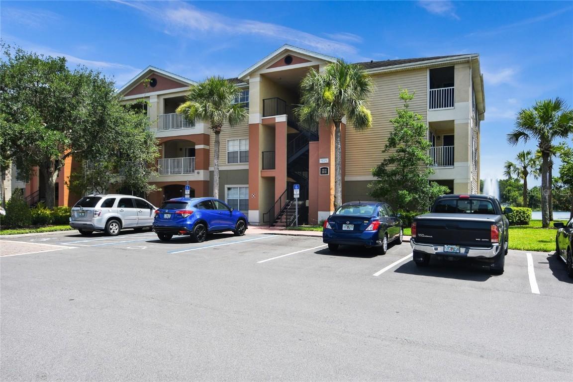1929 Summer Club Dr. #313, Oviedo, FL 32765