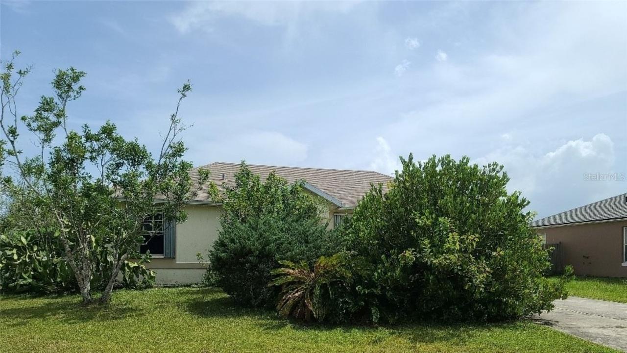 722 Cockatoo Ct., Poinciana, FL 34759