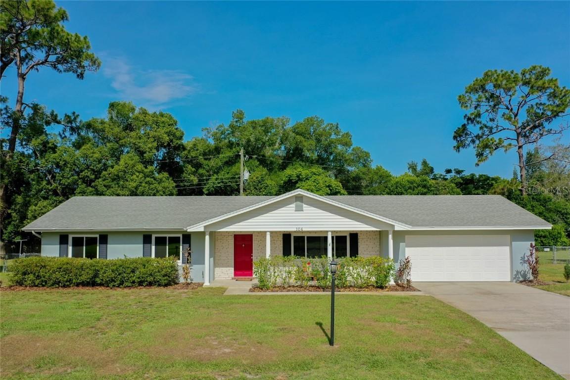 104 Vihlen Rd., Sanford, FL 32771