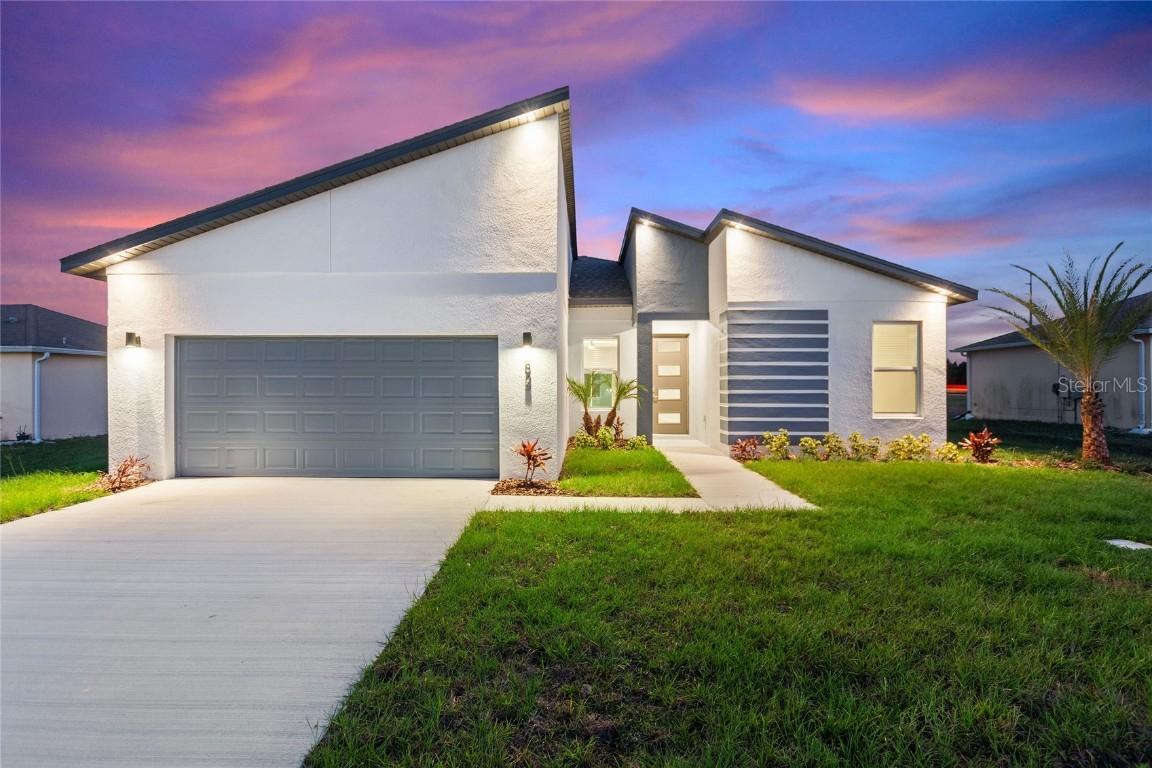 825 Colville Dr., Poinciana, FL 34759