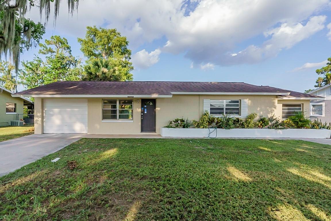 31834 Blanton Ln., Tavares, FL 32778