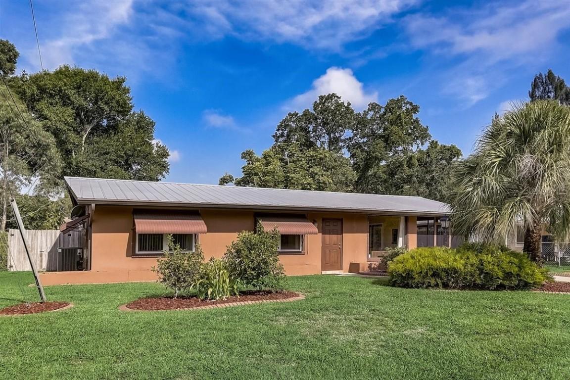 3726 Belmont Blvd., Sarasota, FL 34232