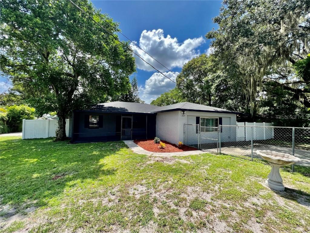 5515 Craig Dr., Lakeland, FL 33809