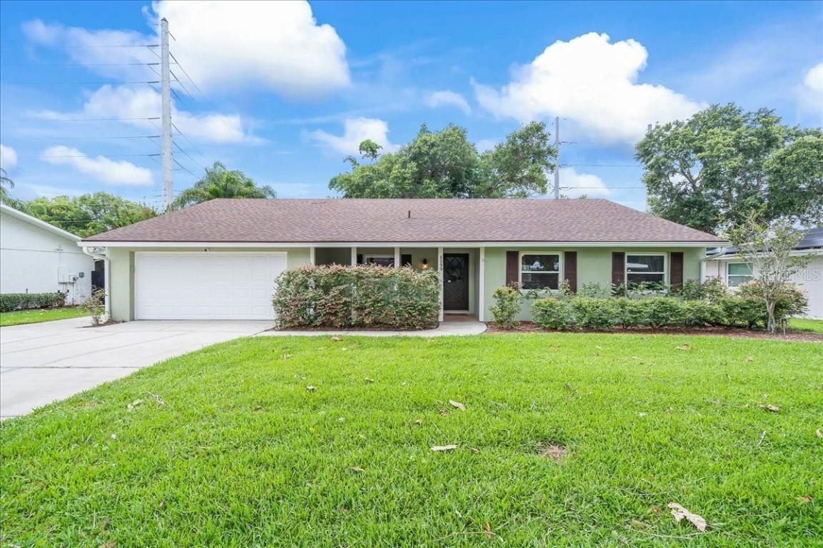 5294 Hoperita St., Orlando, FL 32812