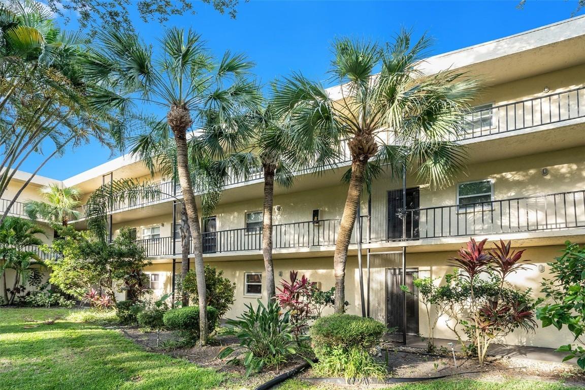 11485 Oakhurst Rd. #-303, Largo, FL 33774