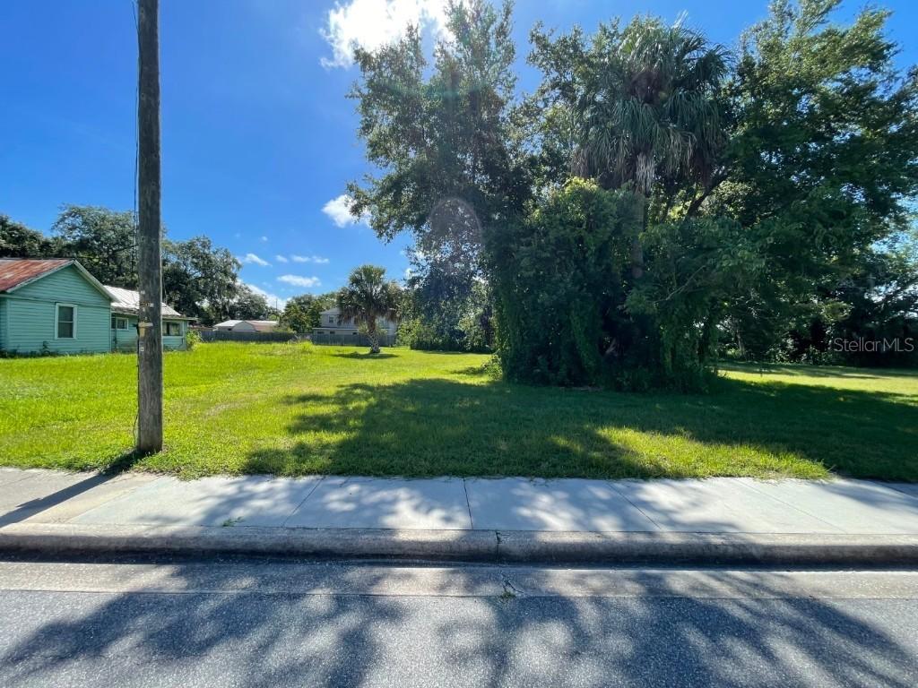 627 Lincoln St., Kissimmee, FL 34741