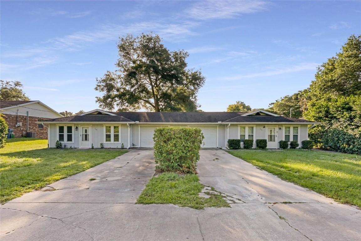 1572 S Montgomery St., Deland, FL 32720