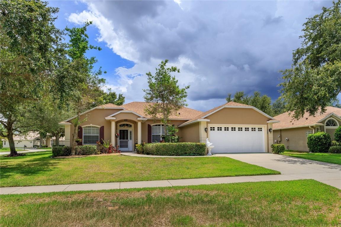 884 Princeton Dr., Clermont, FL 34711
