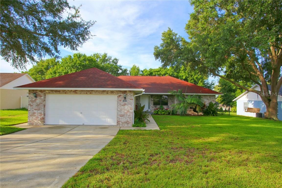 10416 Calle De Flores Dr., Clermont, FL 34711