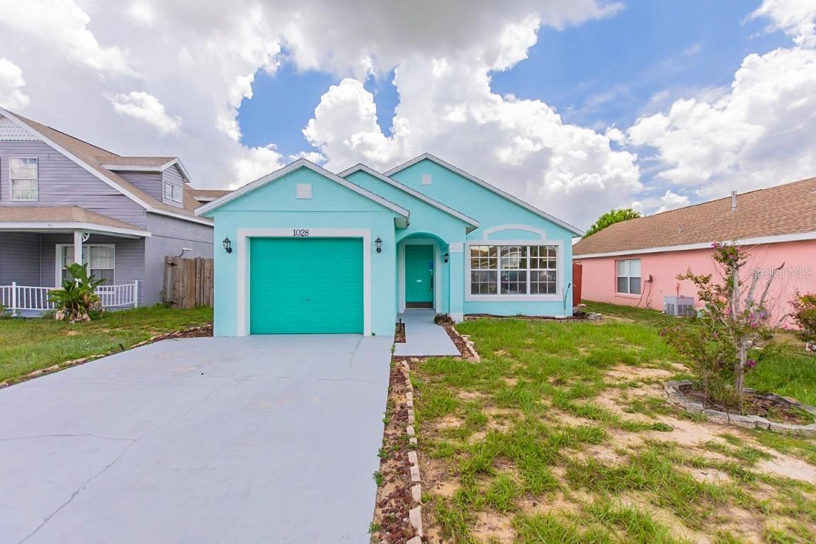 1028 Belvoir Dr., Davenport, FL 33837