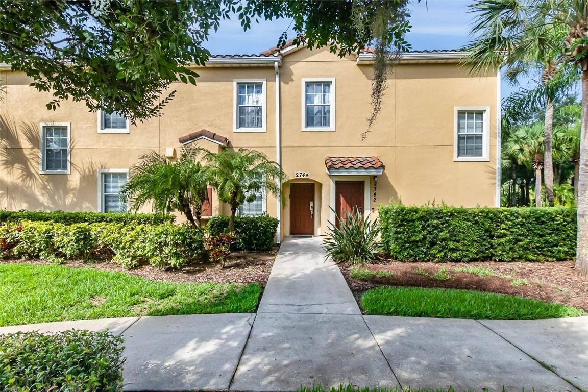 2744 Oakwater Dr., Kissimmee, FL 34747
