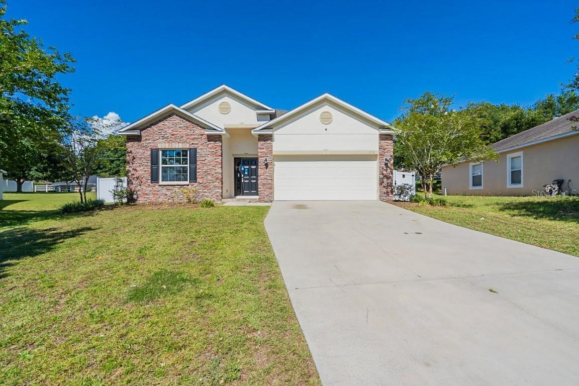 925 Marietta Ln., Eustis, FL 32726