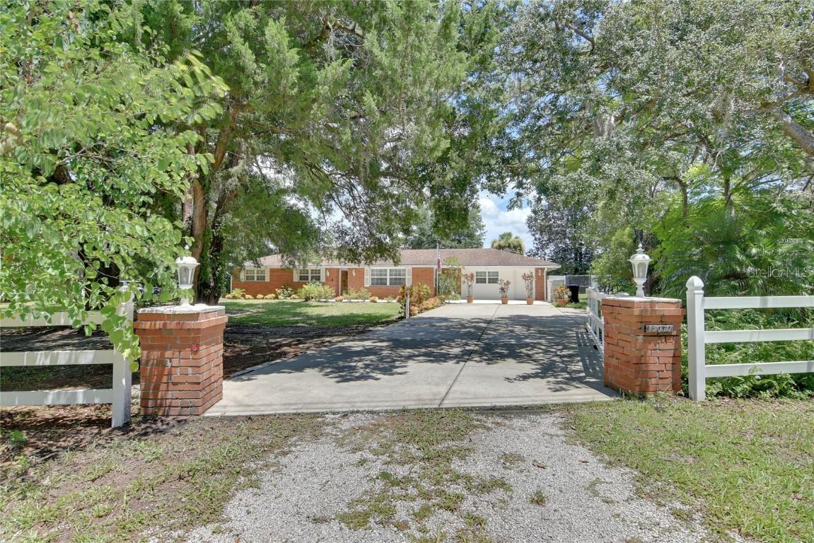 15077 Lake Pickett Rd., Orlando, FL 32820