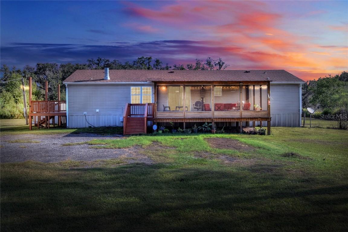 2202 E Knights Griffin Rd., Plant City, FL 33565