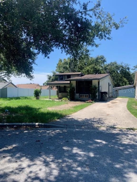 588 Robin Ct., Apopka, FL 32712