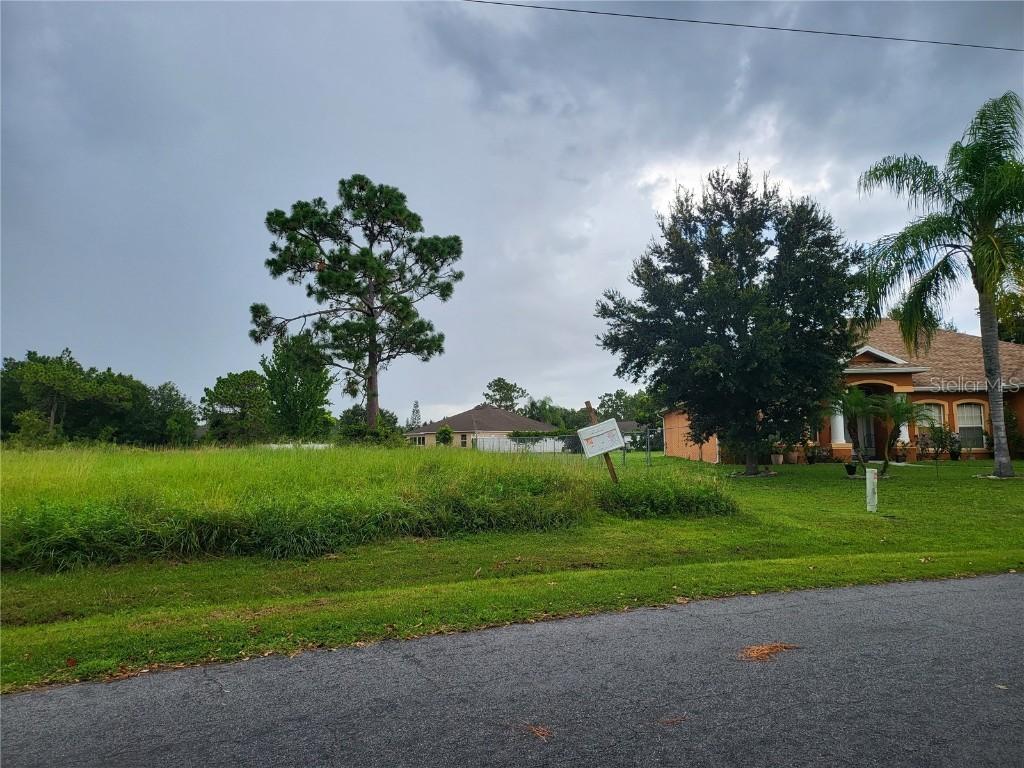 Dorchester Ct, Kissimmee, FL 34758