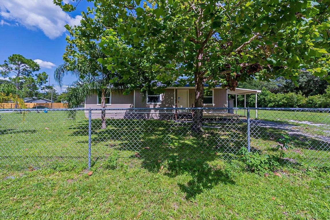30102 Magnolia Ave., Sorrento, FL 32776