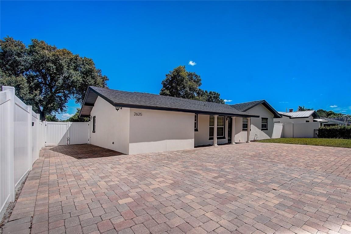 2625 Aloma Ave., Winter Park, FL 32792