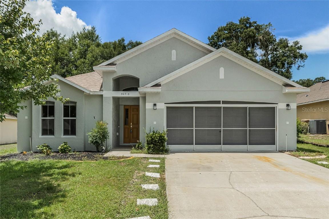 30718 Pga Dr., Sorrento, FL 32776