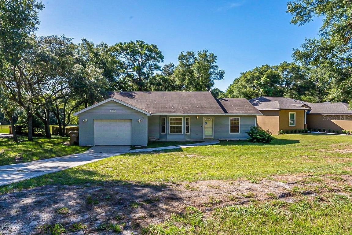 31208 Lochmore Cir., Sorrento, FL 32776