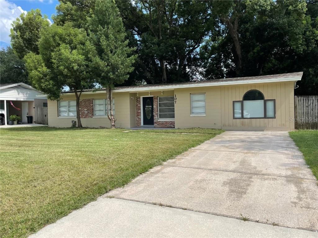 107 Valencia Dr., Sanford, FL 32771