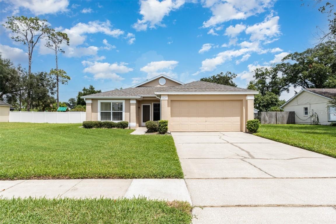 4609 Holden Ridge Ave., Orlando, FL 32839