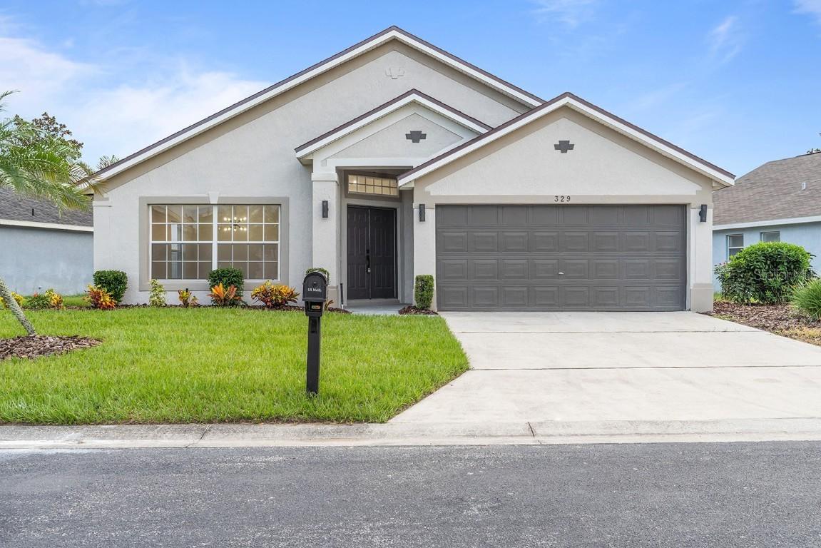 329 Sir Phillips Dr., Davenport, FL 33837