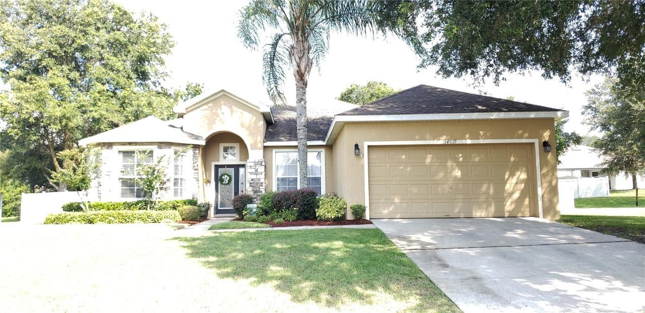 34019 Terragona Dr, Sorrento, FL 32776