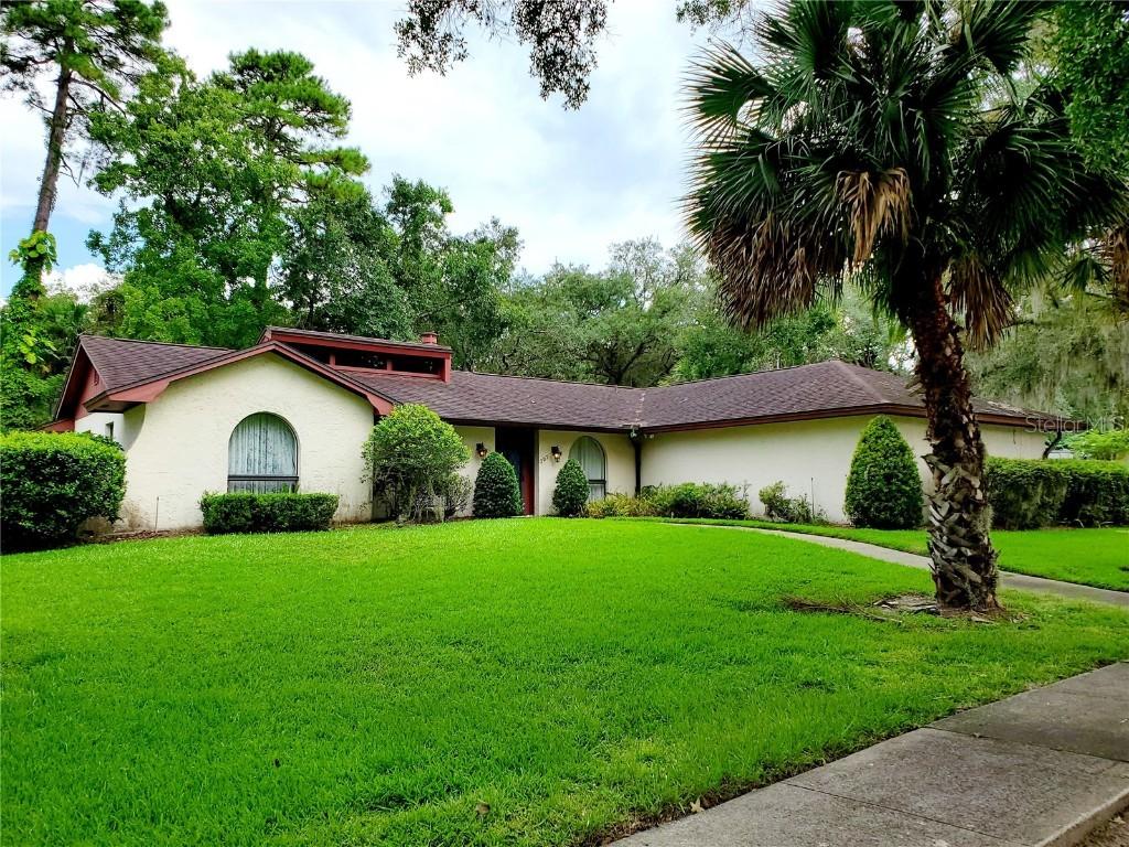 207 Lonesome Pine Dr., Longwood, FL 32779