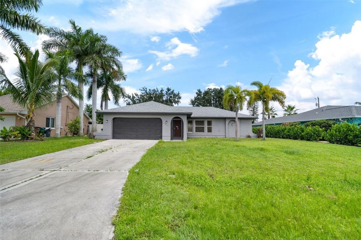 1717 SE 8th Ter., Cape Coral, FL 33990