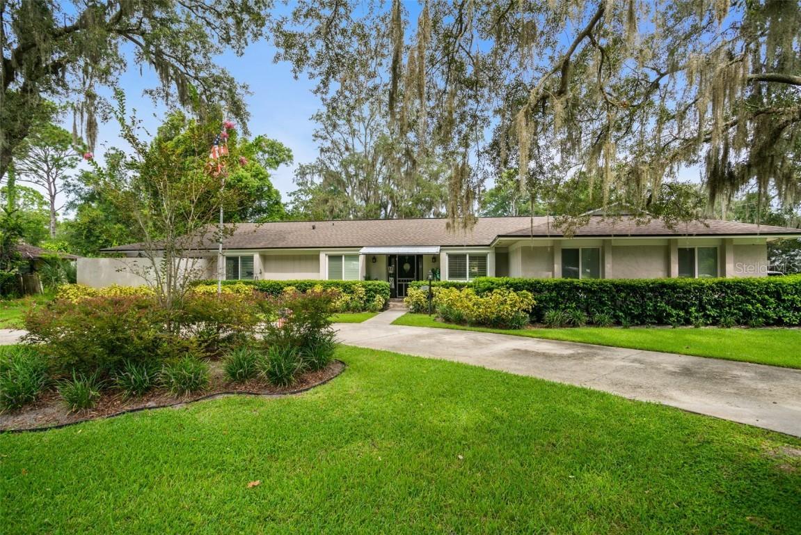 1285 Seminole Ave., Longwood, FL 32750
