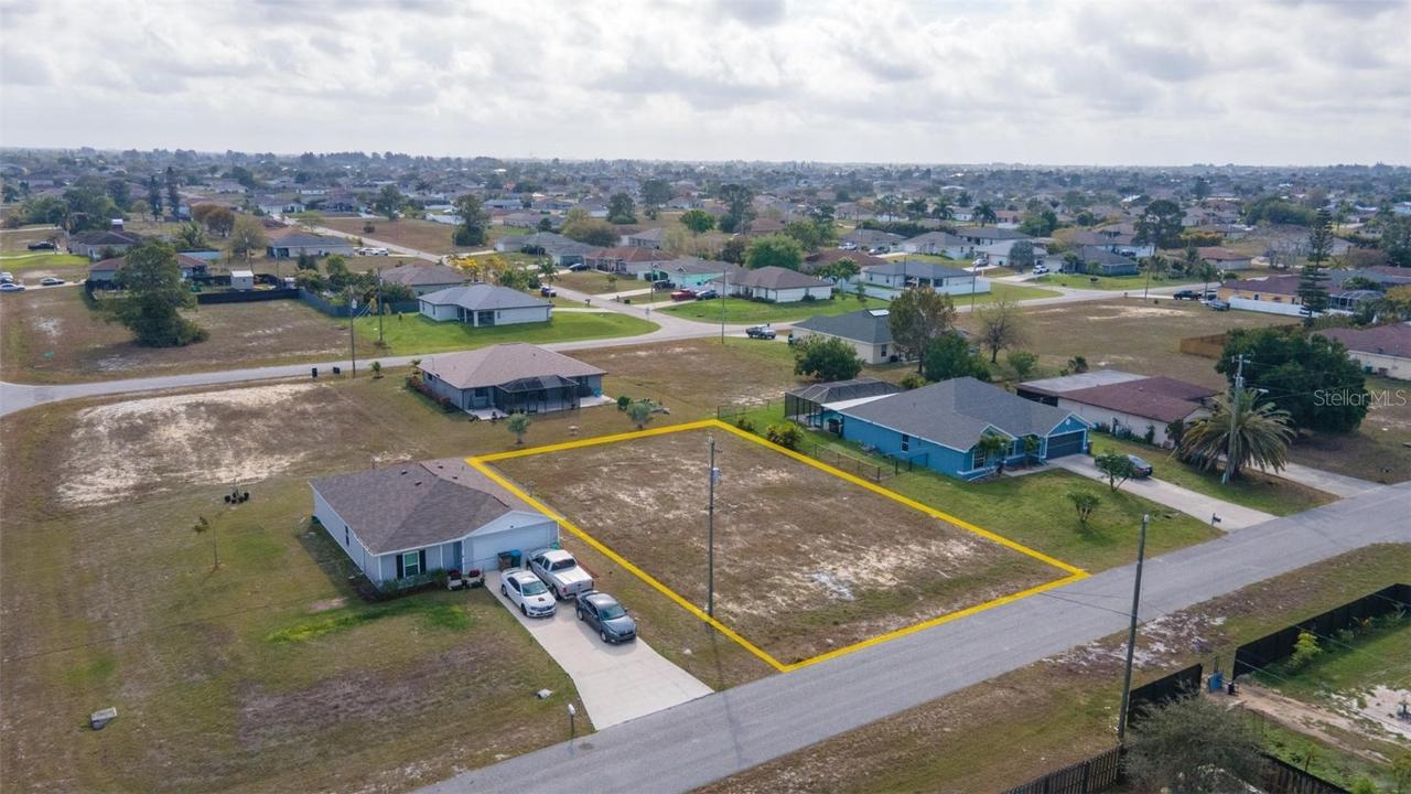 2023 NW 14th Ave., Cape Coral, FL 33993