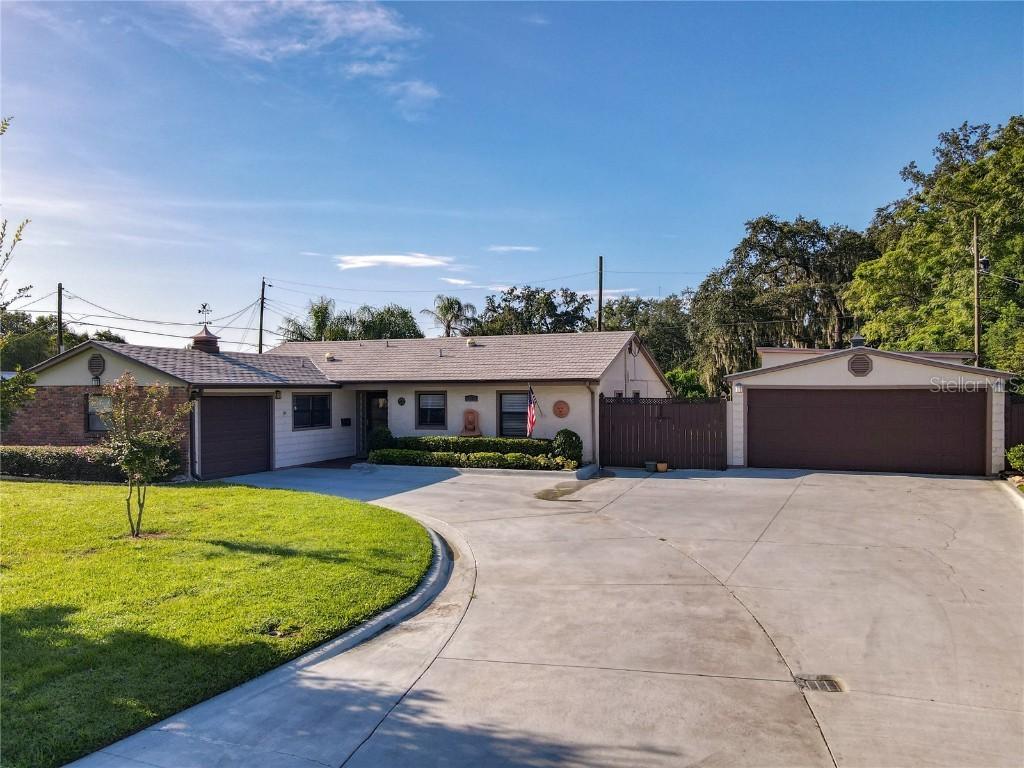 2400 Falkner Rd., Orlando, FL 32810