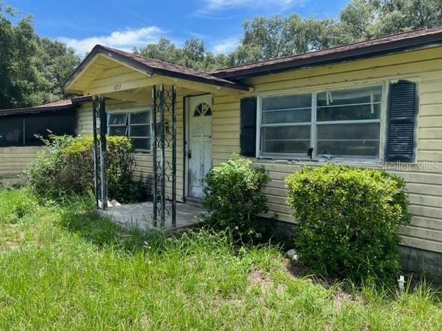 1109 Pioneer Tr., Leesburg, FL 34748