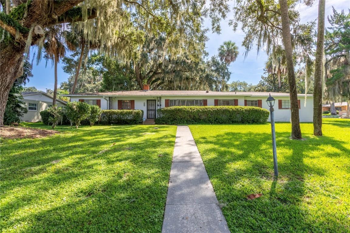 1006 S 9th St., Leesburg, FL 34748