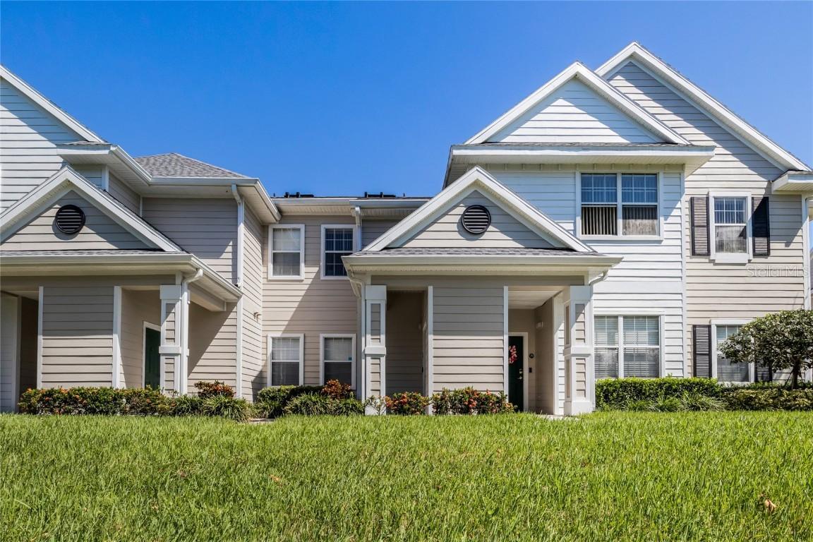 316 Southern Pecan Cir. #205, Winter Garden, FL 34787