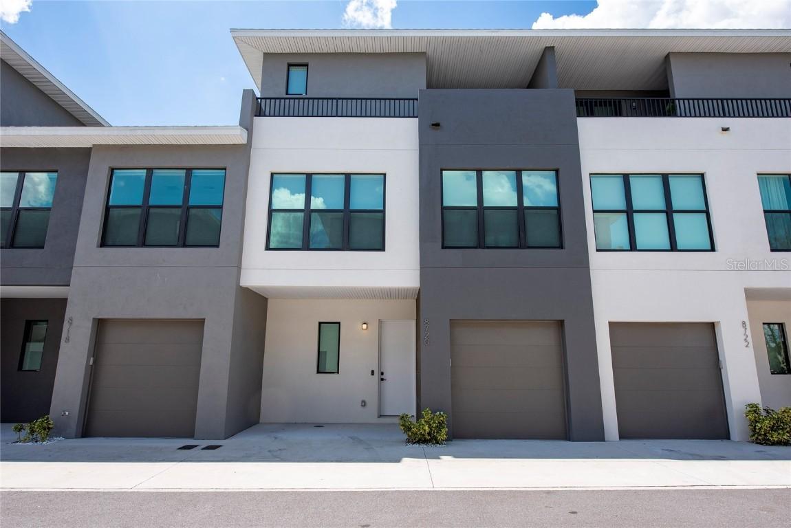8720 Palm Ranches Pl., Tampa, FL 33614