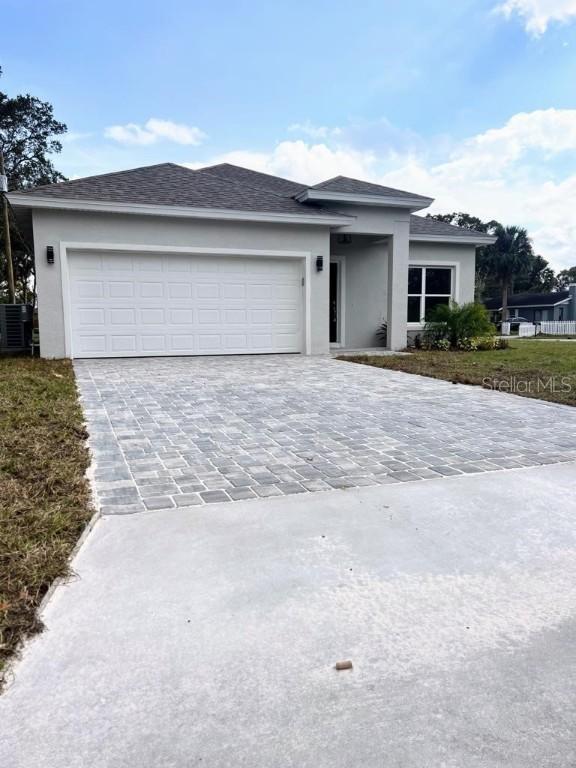 2687 Poinsetta Ave., Sanford, FL 32773
