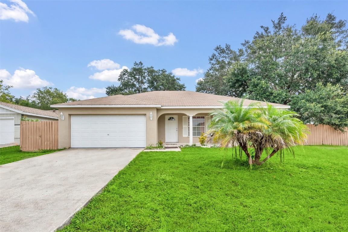 703 Del Rio Way, Kissimmee, FL 34758