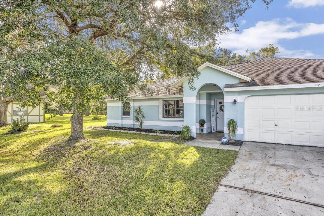12 Blackwood Ct., Palm Coast, FL 32137