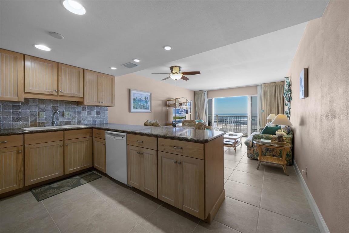 4849 Saxon Dr. #2070, New Smyrna Beach, FL 32169