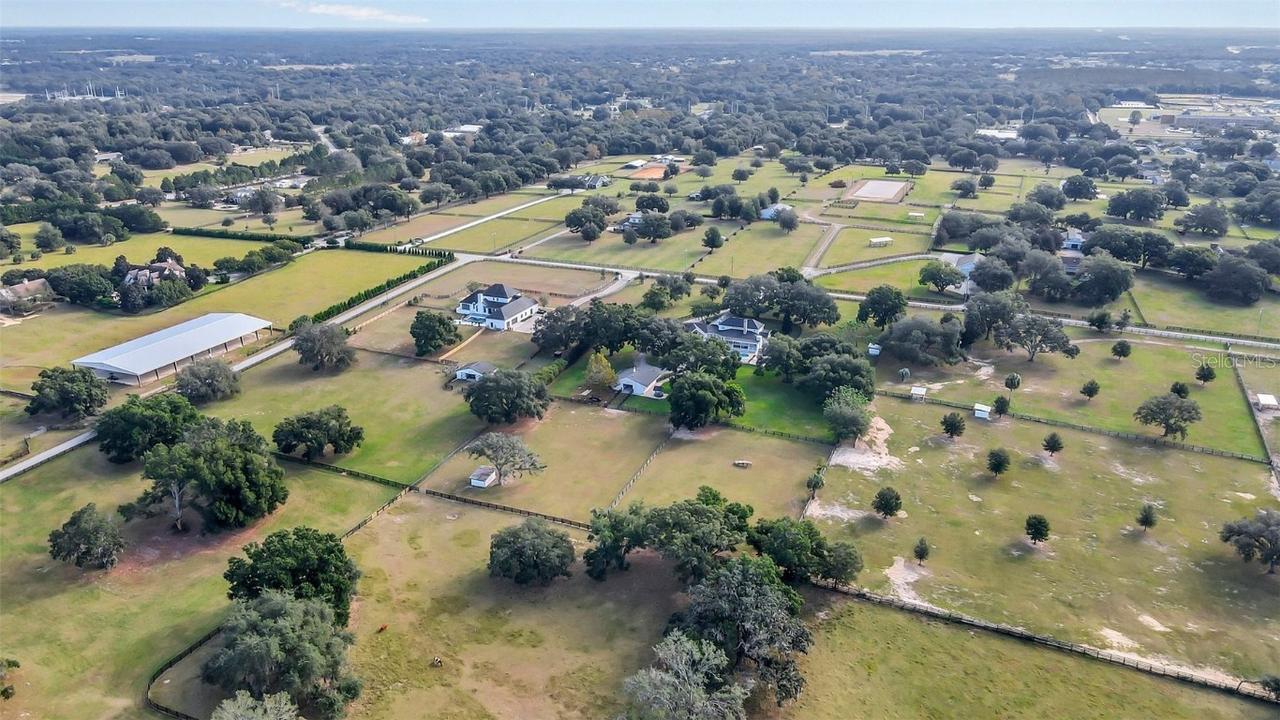 23925 Wolf Branch Rd., Sorrento, FL 32776
