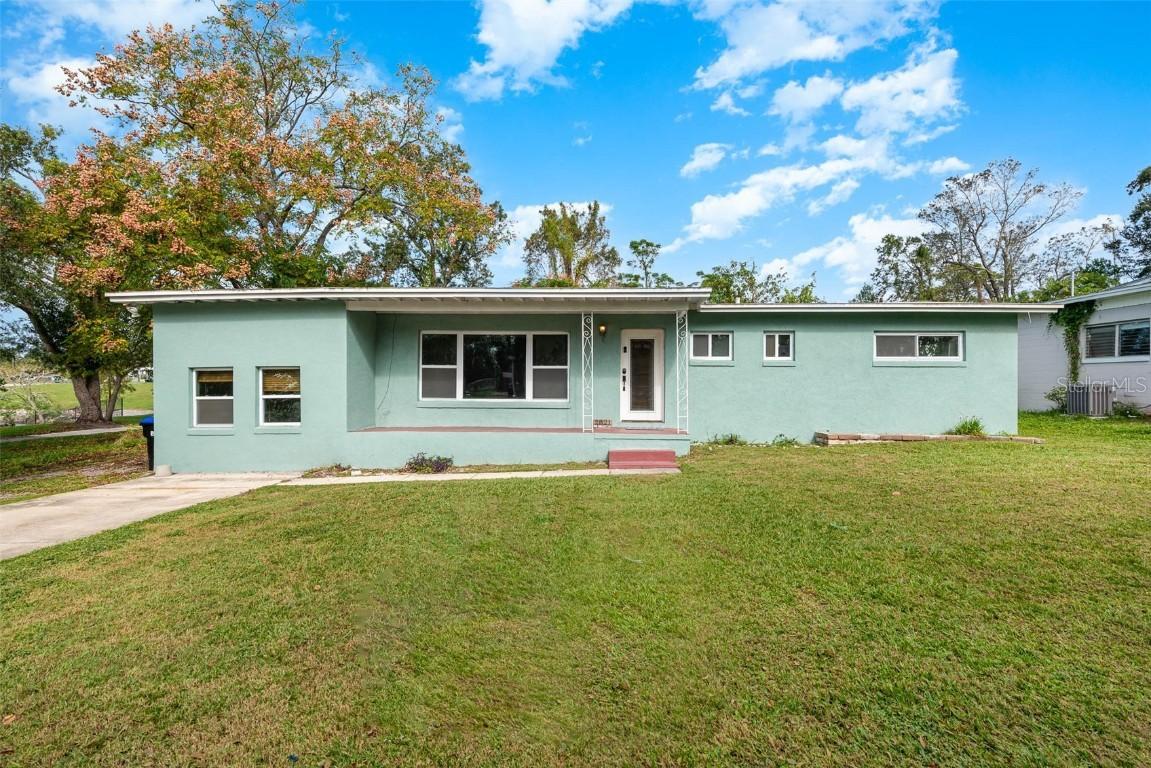 2821 Drake Dr., Orlando, FL 32810