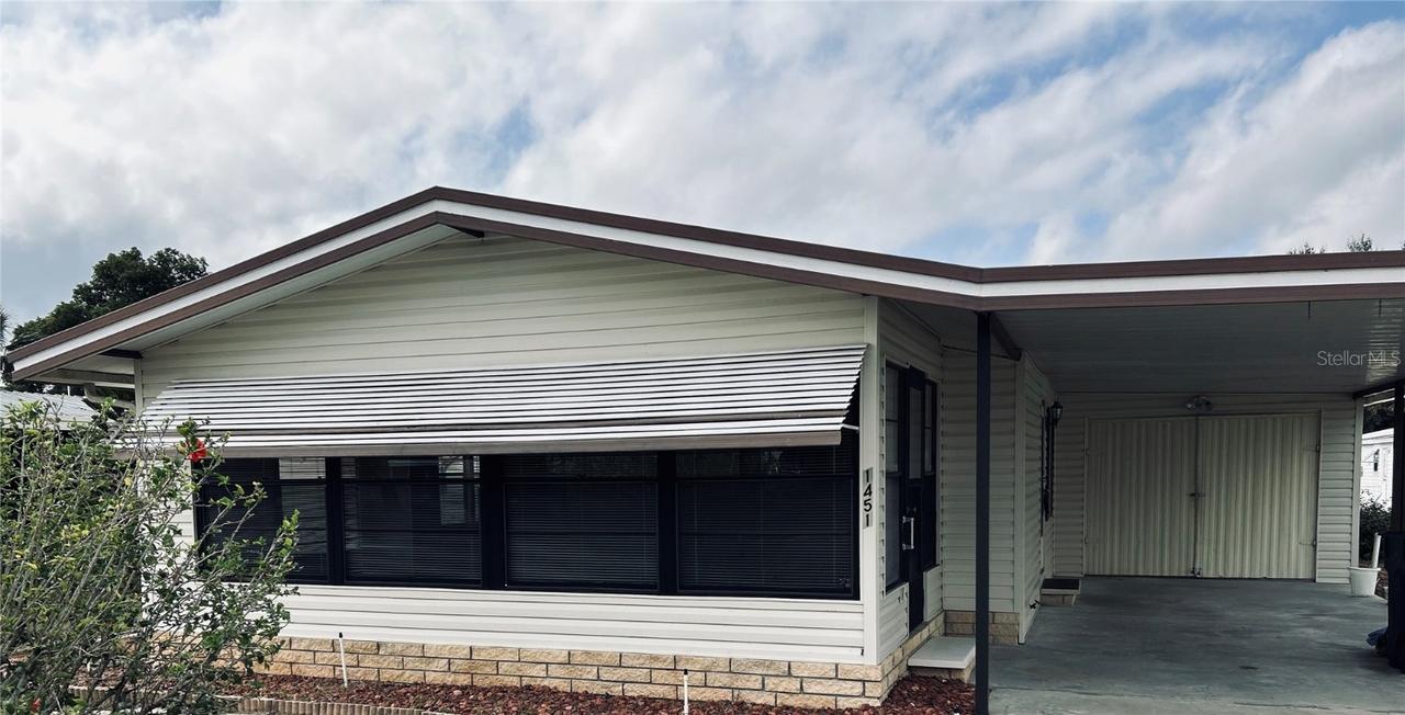 1451 Nassau Cir., Tavares, FL 32778