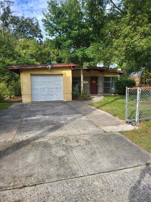 937 Grand St., Orlando, FL 32805